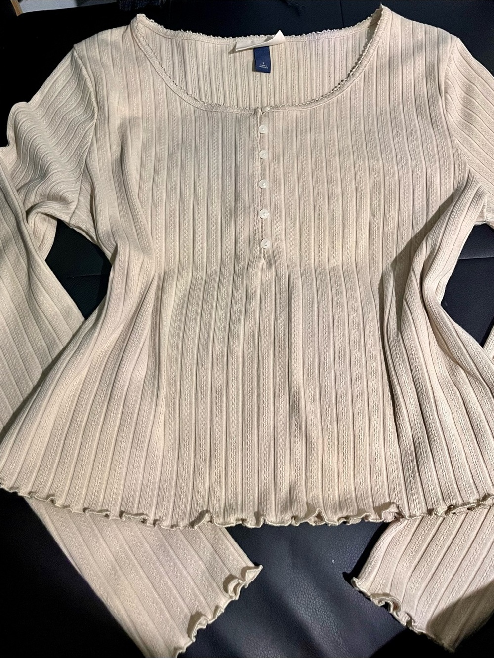 Cozy beige Ribbed Henley top